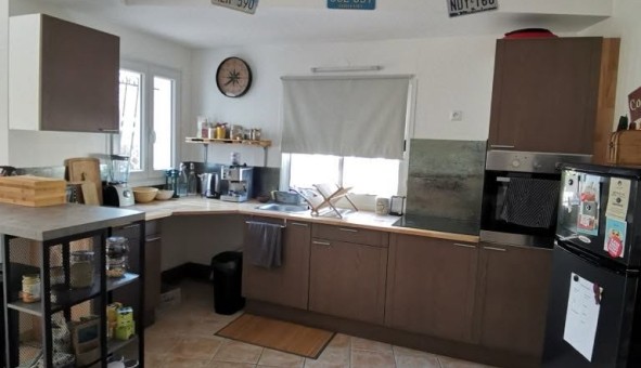 Logement tudiant T3 à Adissan (34230)