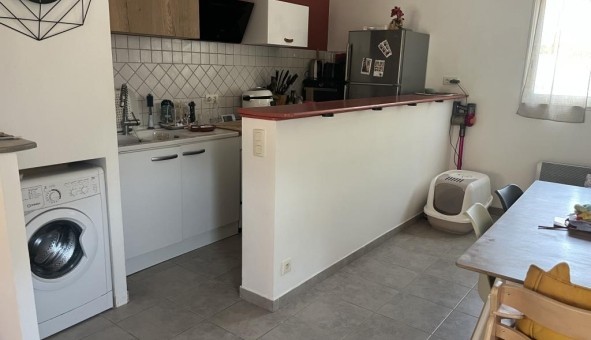 Logement tudiant T3 à Adissan (34230)
