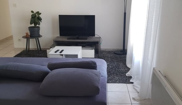 Logement tudiant T3 à Adissan (34230)