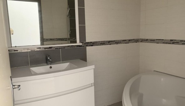 Logement tudiant T3 à Agen (47000)