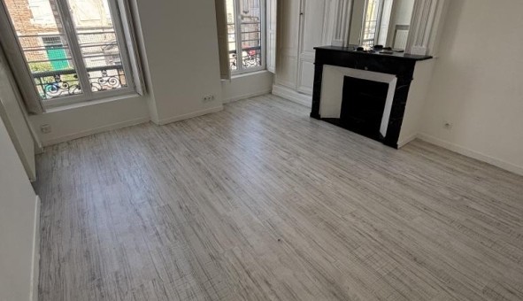 Logement tudiant Location T3 Vide Agen (47000)