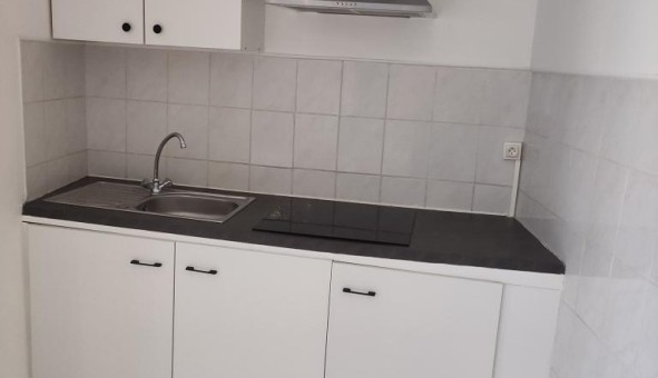 Logement tudiant T3 à Agris (16110)