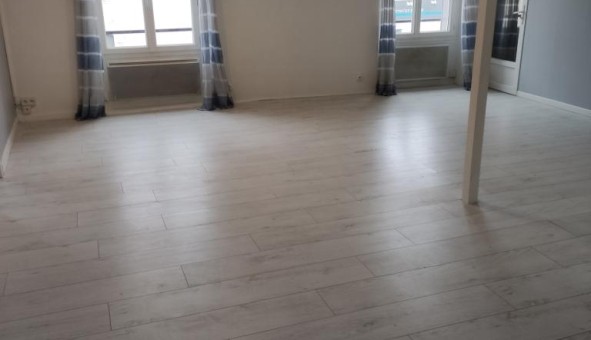 Logement tudiant T3 à Agris (16110)
