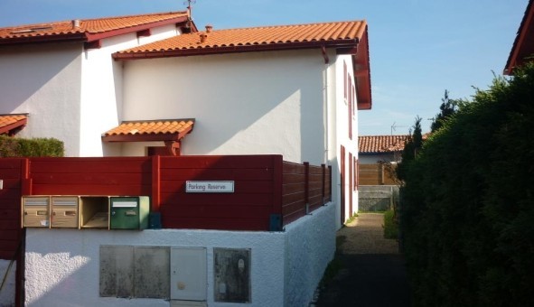 Logement tudiant Location T3 Vide Ahetze (64210)