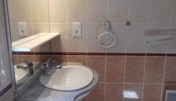 Logement �tudiant T3 &agrave; Aigremont (30350)