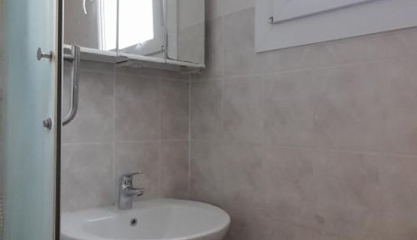 Logement �tudiant T3 &agrave; Ainay le Vieil (18200)