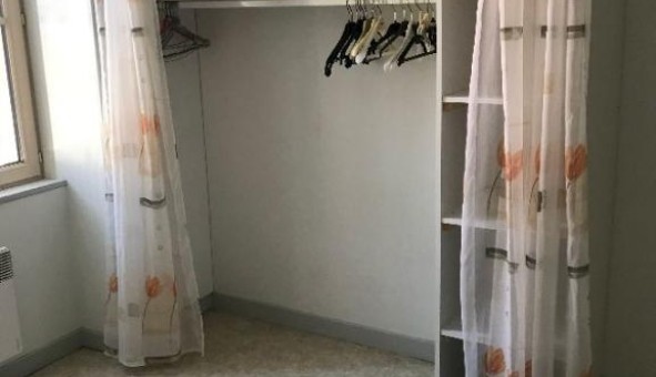 Logement �tudiant T3 &agrave; Ainay le Vieil (18200)