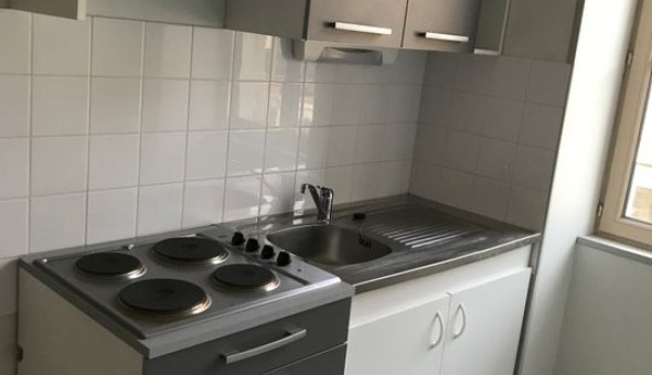 Logement �tudiant T3 &agrave; Ainay le Vieil (18200)