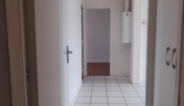 Logement �tudiant T3 &agrave; Ainay le Vieil (18200)