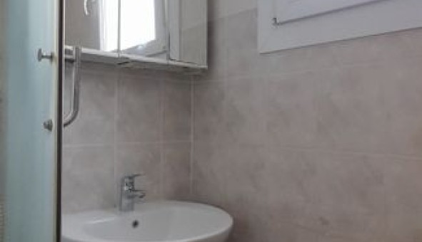 Logement �tudiant T3 &agrave; Ainay le Vieil (18200)