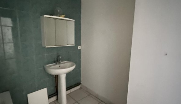 Logement tudiant T3 à Aix en Diois (26150)