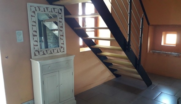 Logement �tudiant T3 &agrave; Aix (19200)