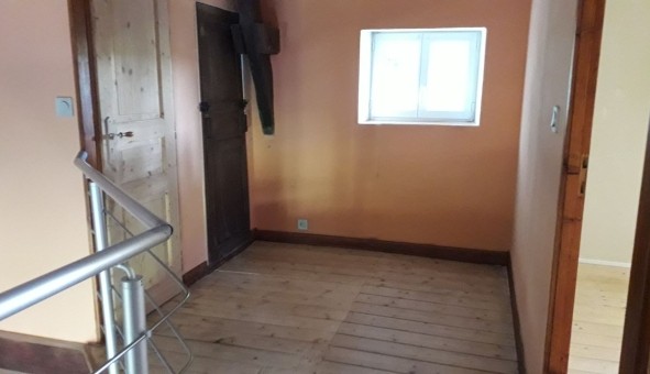 Logement �tudiant T3 &agrave; Aix (19200)