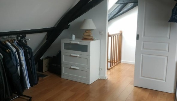 Logement tudiant T3 à Aix (59310)