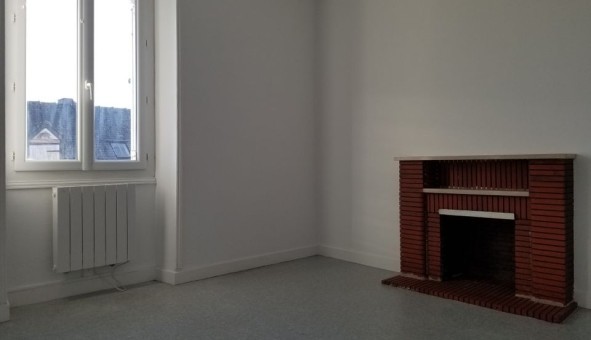 Logement �tudiant T3 &agrave; Ajat (24210)