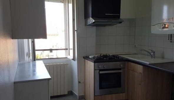 Logement tudiant T3 à Alba la Romaine (07400)