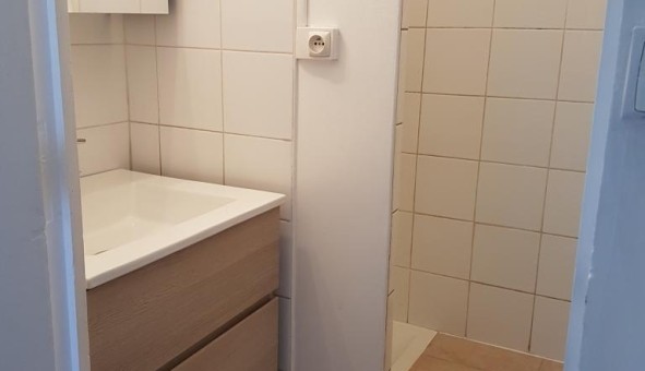 Logement tudiant T3 à Alba la Romaine (07400)