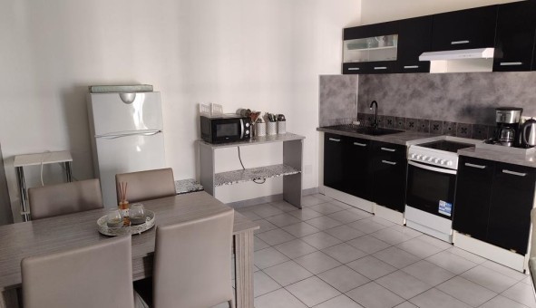 Logement tudiant T3 à Als (30100)