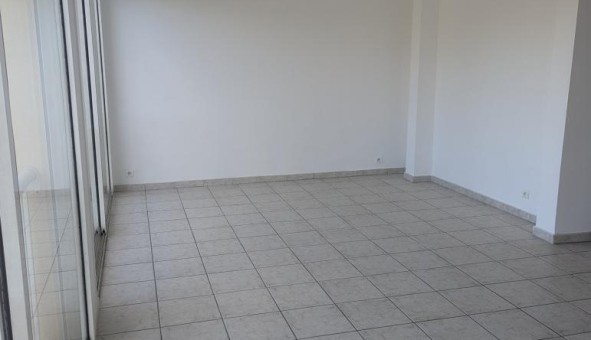 Logement tudiant T3 à Als (30100)