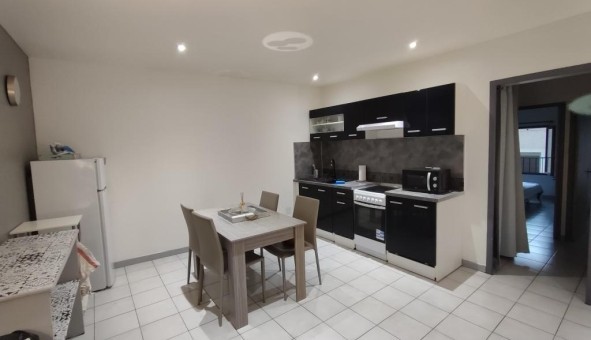 Logement tudiant T3 à Als (30100)