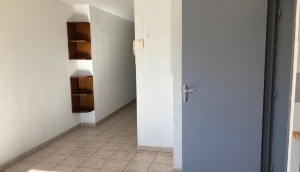 Logement tudiant T3 à Als (30100)