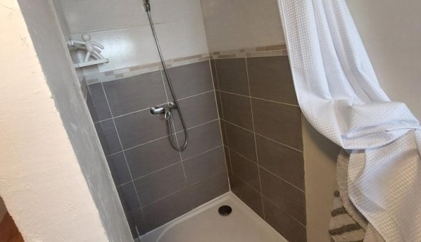 Logement tudiant T3 à Alixan (26300)