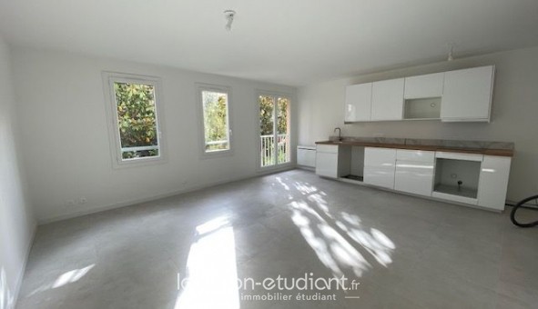 Logement �tudiant Location T3 Vide Allauch (13190)