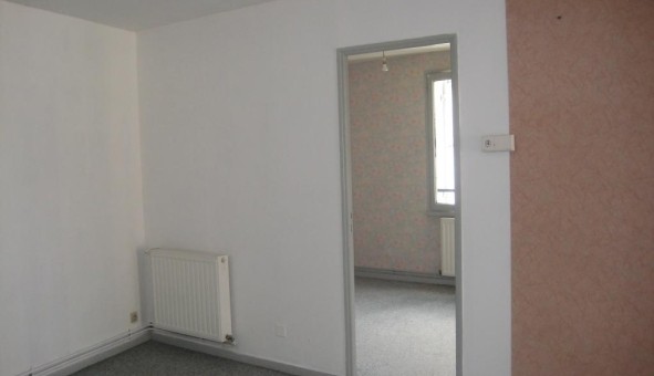 Logement tudiant T3 à Allemans (24600)