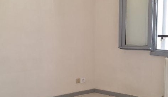 Logement tudiant T3 à Allemans (24600)