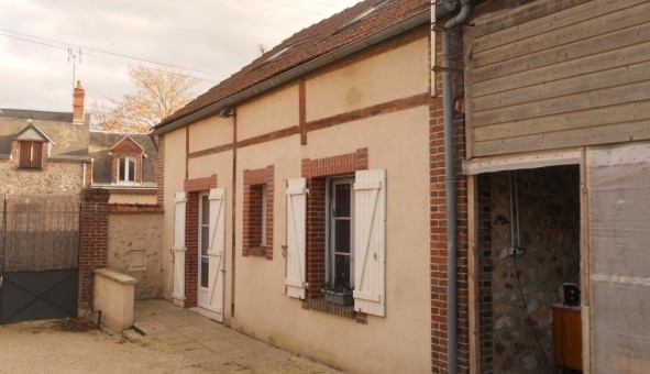 Logement tudiant T3 à Alluyes (28800)