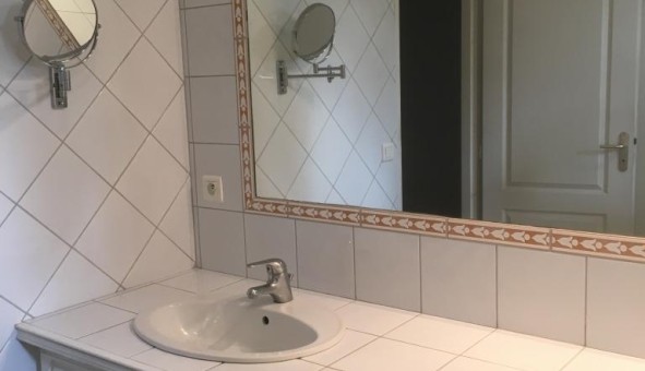 Logement tudiant T3 à Althen des Paluds (84210)