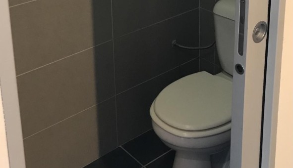 Logement tudiant T3 à Ambrieux (69480)