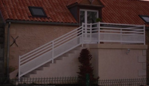 Logement �tudiant T3 &agrave; Ambillou Ch�teau (49700)