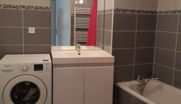 Logement tudiant T3 à Ambilly (74100)