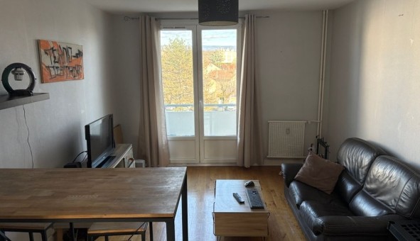 Logement �tudiant T3 &agrave; Ambonil (26800)