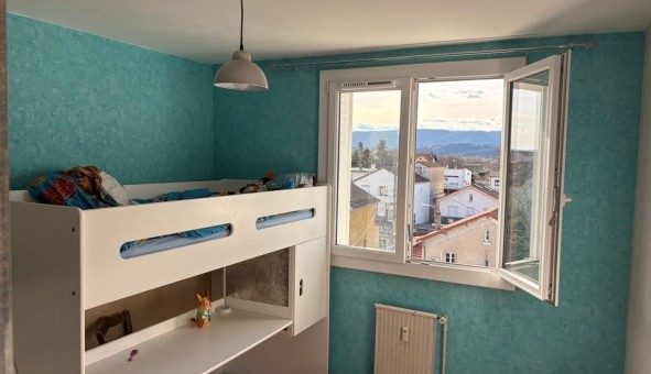 Logement �tudiant T3 &agrave; Ambonil (26800)