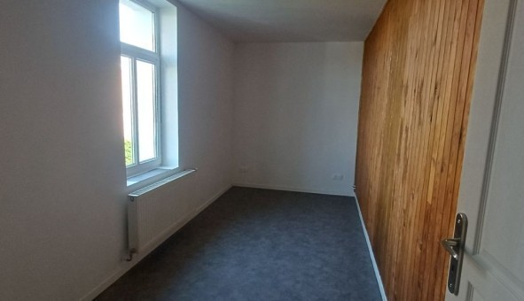 Logement �tudiant T3 &agrave; Amfroipret (59144)
