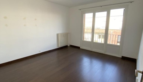 Logement tudiant Location T3 Vide Amiens (80090)