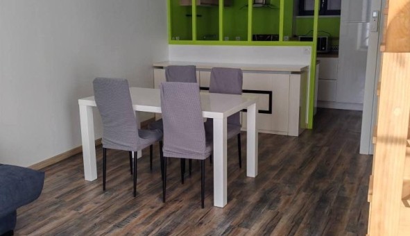 Logement �tudiant T3 &agrave; Amur� (79210)