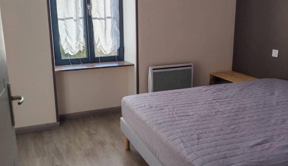 Logement �tudiant T3 &agrave; Amur� (79210)