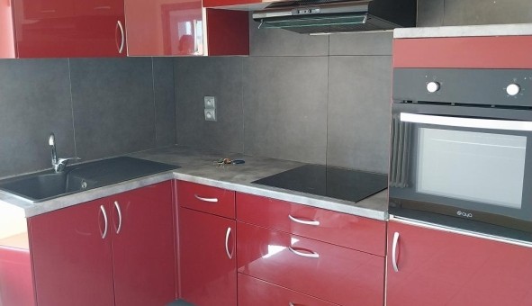 Logement tudiant T3 à Ancne (26200)