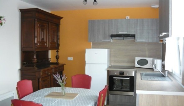 Logement tudiant T3 à Andainville (80140)