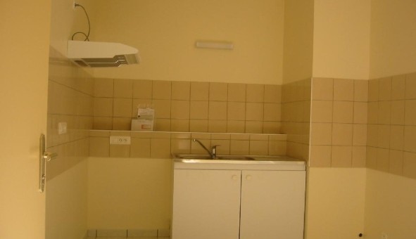 Logement tudiant T3 à Anglars (46120)