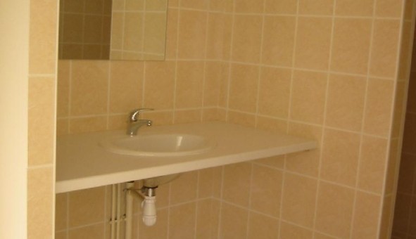 Logement tudiant T3 à Anglars (46120)