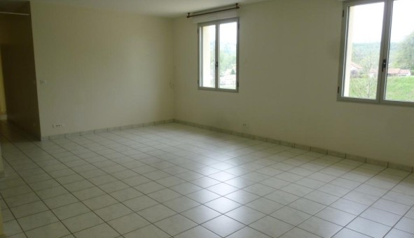 Logement tudiant T3 à Anglars (46120)