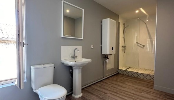 Logement tudiant T3 à Angoulme (16000)
