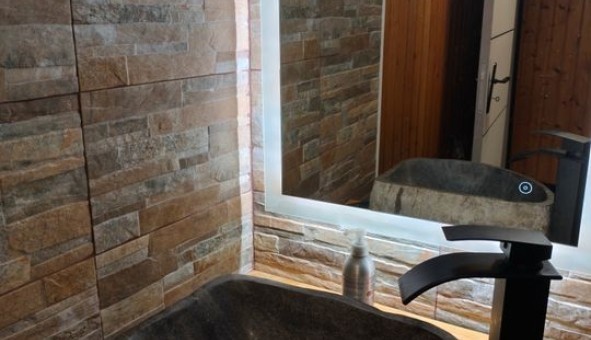 Logement �tudiant T3 &agrave; Angoum� (40990)