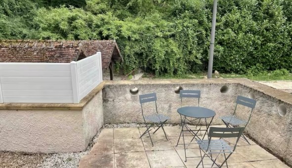 Logement tudiant T3 à Anlezy (58270)