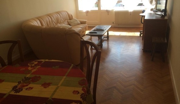 Logement tudiant T3 à Annecy (74000)