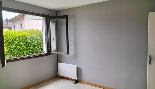 Logement tudiant T3 à Annecy (74000)